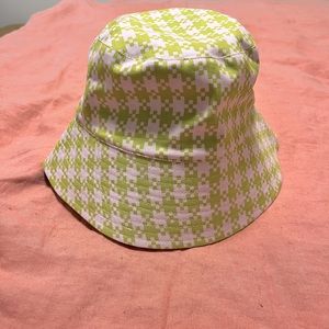 BAGGU Bucket Hat Pink Pistachio Pixel Gingham